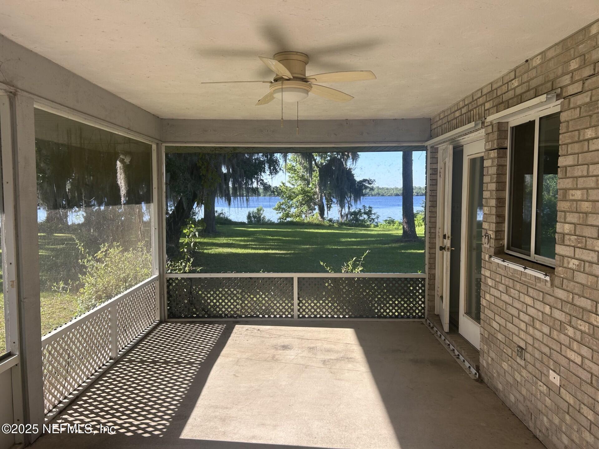 121 Walton Road East Palatka, FL 32131 - Photo 42 of 48 a view of balcony with couch