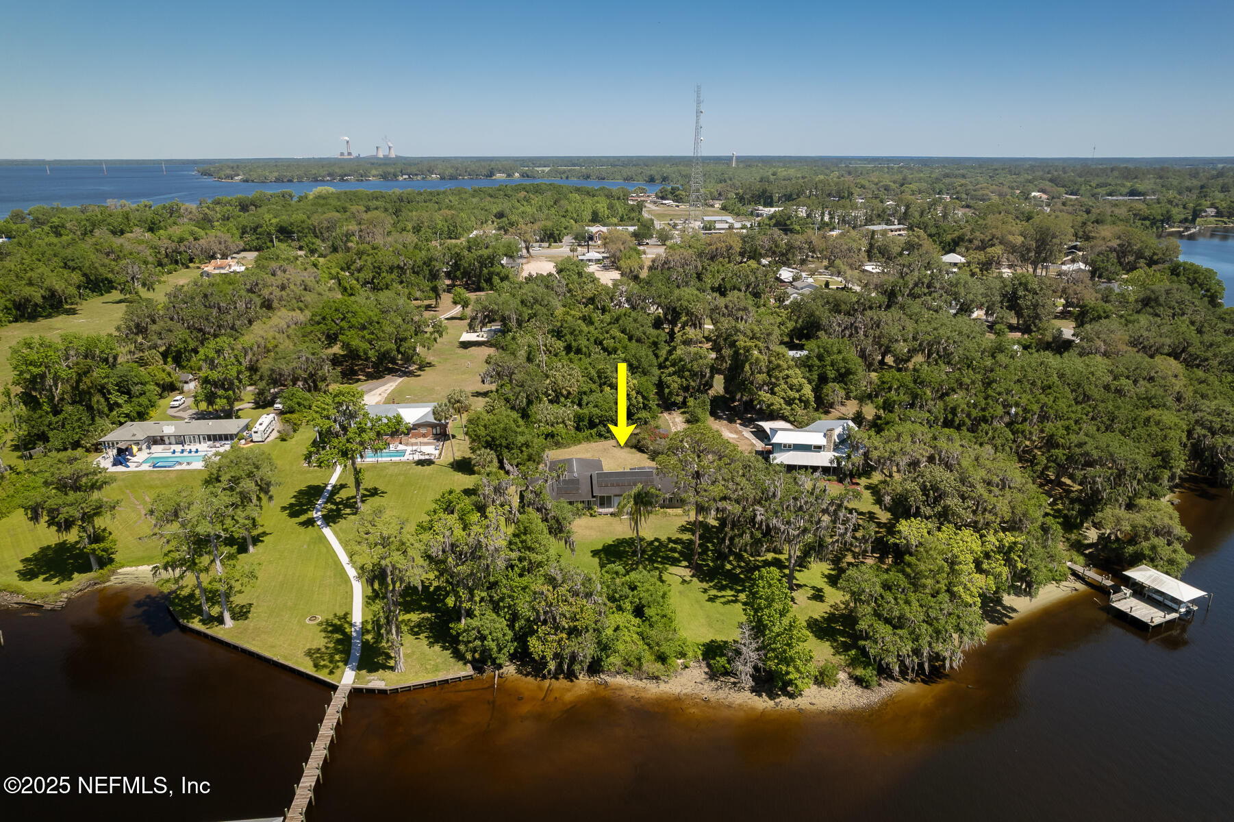 121 Walton Road East Palatka, FL 32131 - Photo 6 of 48 view of a city