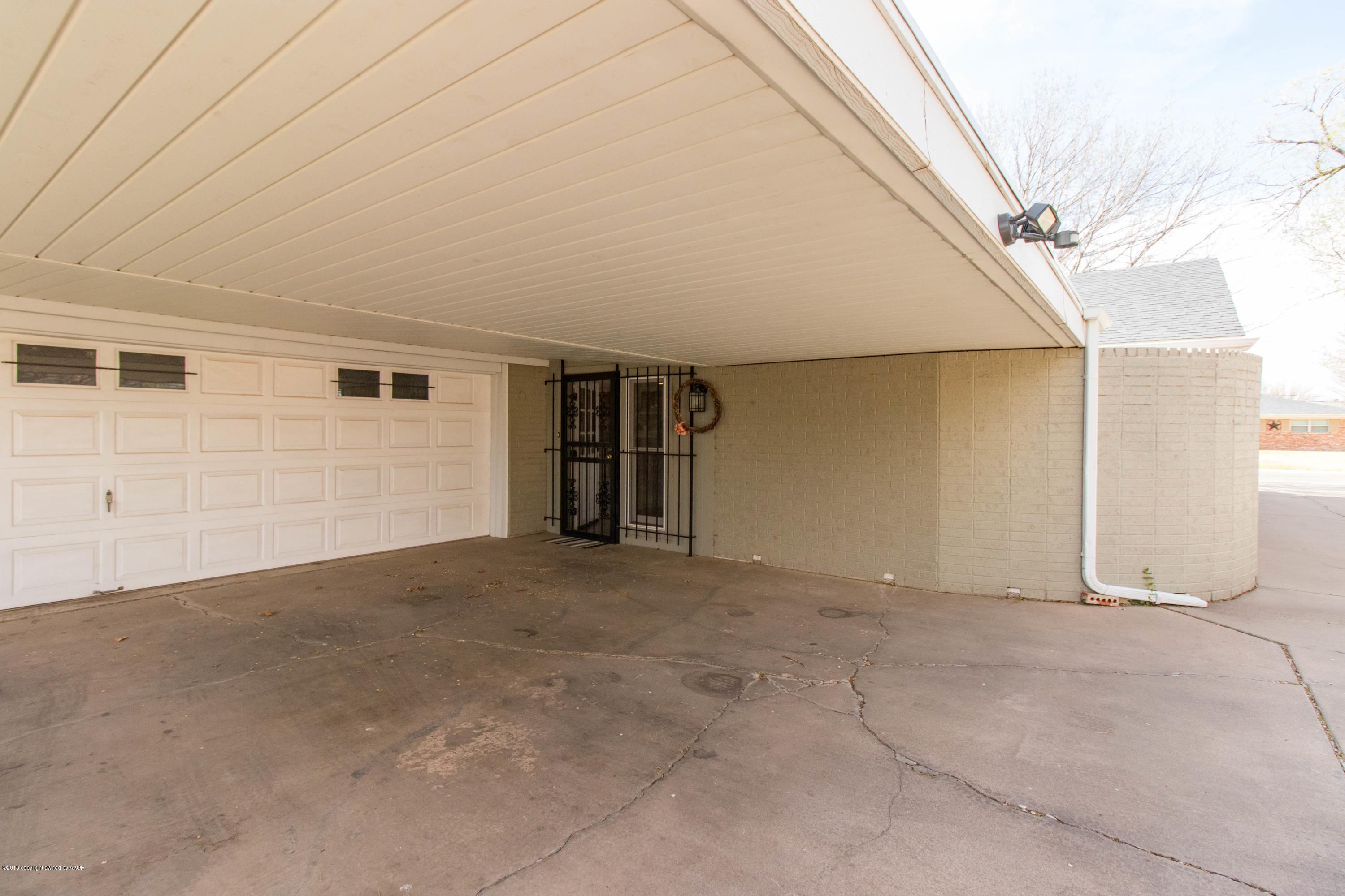 6113 Hanson Road Amarillo, TX 79106 - Photo 39 of 41 dgl carport