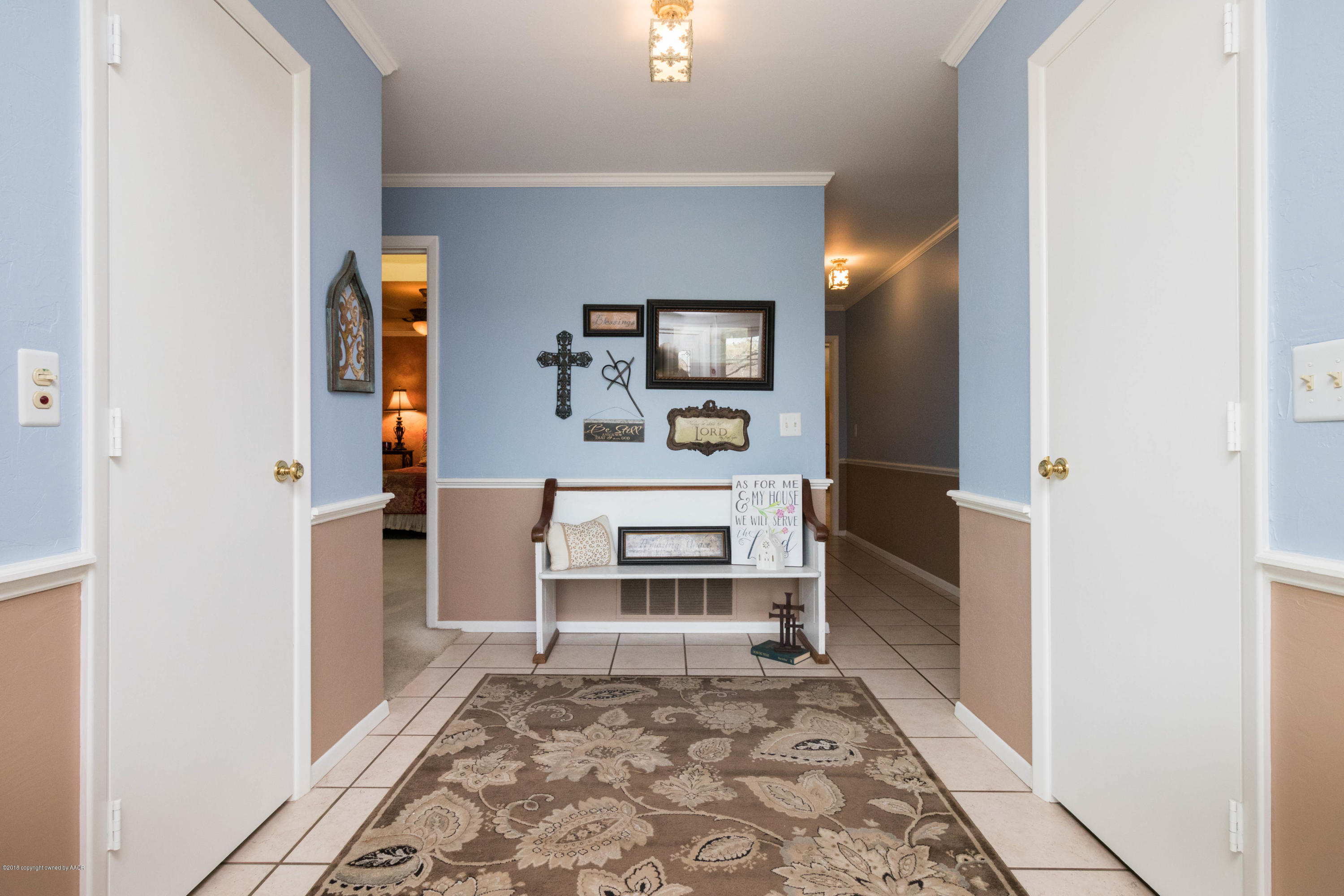 6113 Hanson Road Amarillo, TX 79106 - Photo 6 of 41 Entry