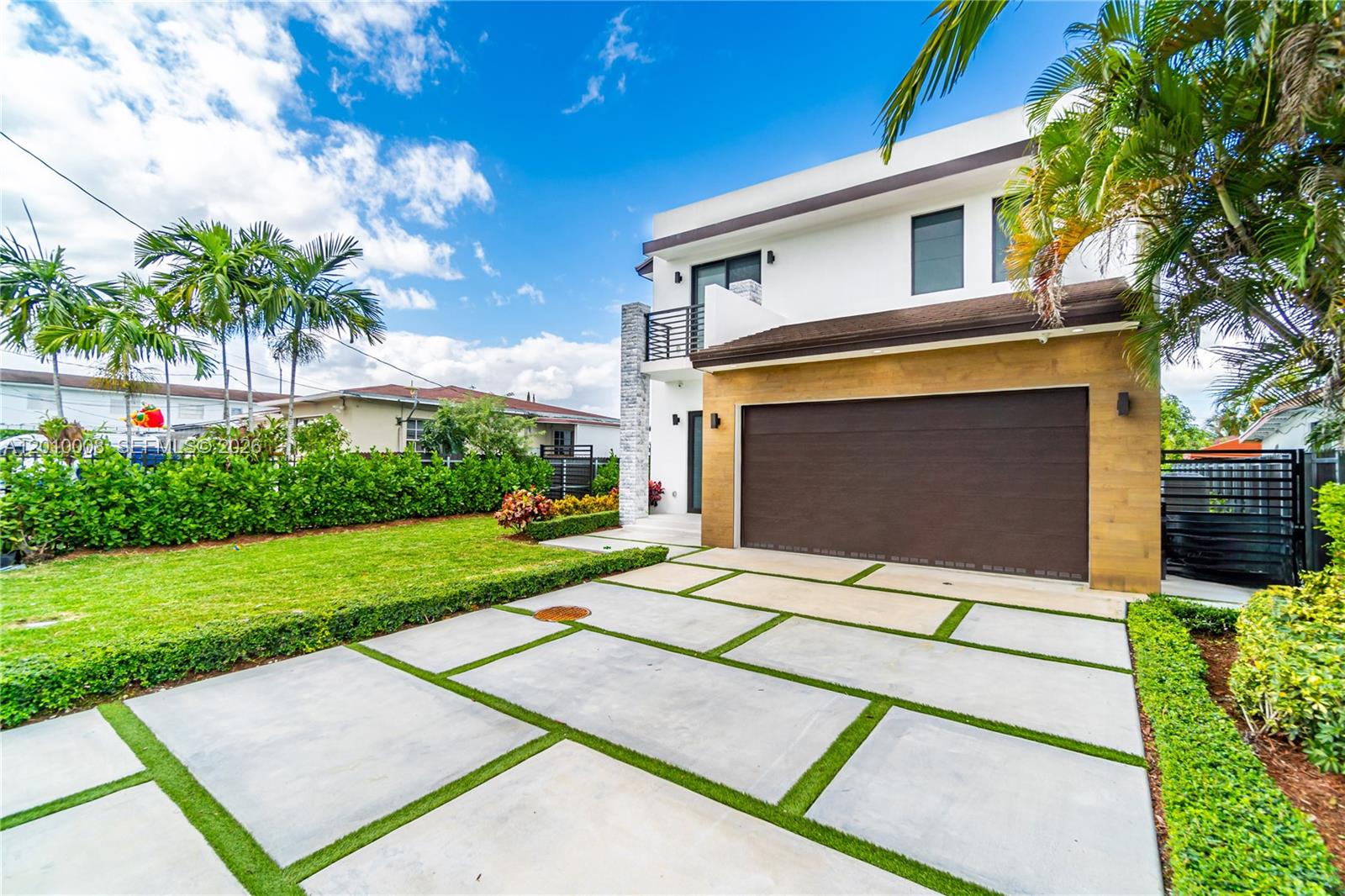 6535 Southwest 26th Street Miami, FL 33155 - Photo 4 of 63