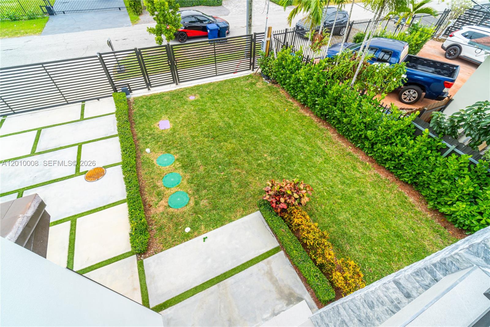 6535 Southwest 26th Street Miami, FL 33155 - Photo 6 of 63