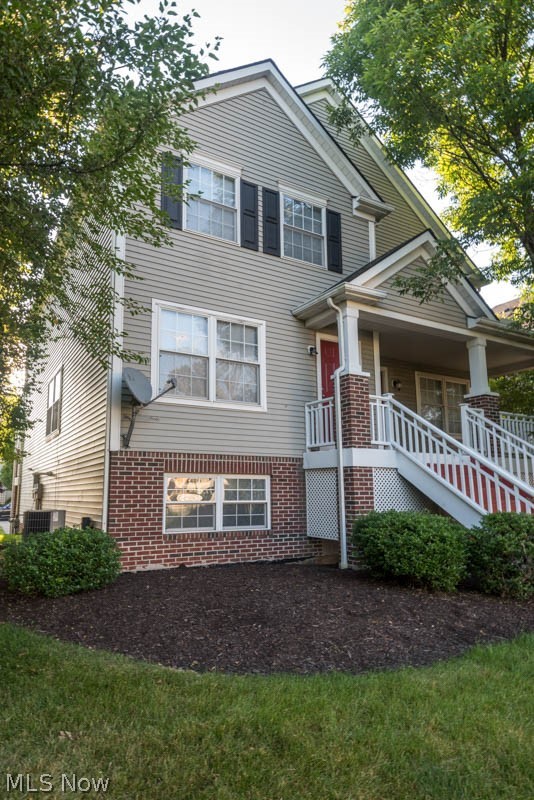 4368 Sexton Road Cleveland, OH 44105 - Photo 2 of 29