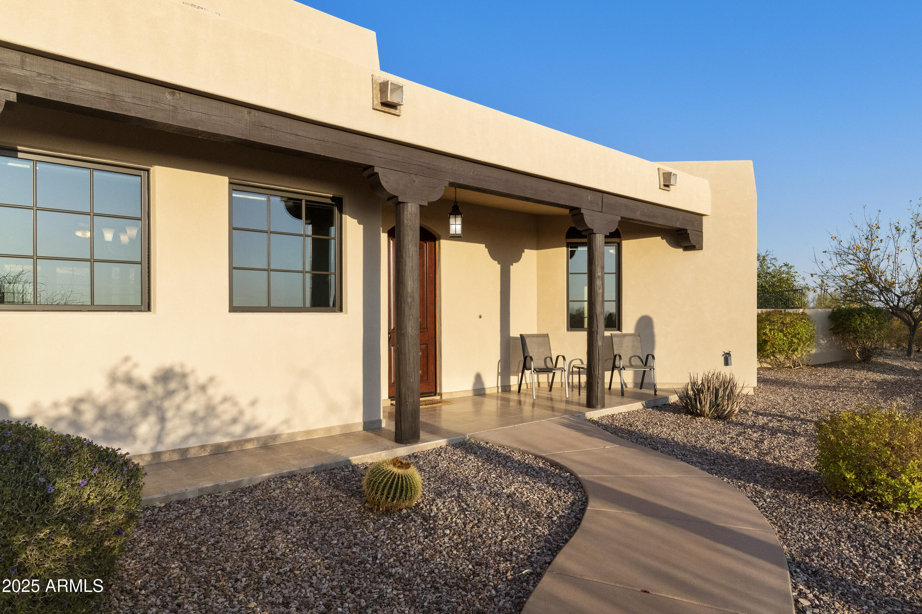 5117 North Cortez Road Apache Junction, AZ 85119 - Photo 51 of 61 a front view of a house