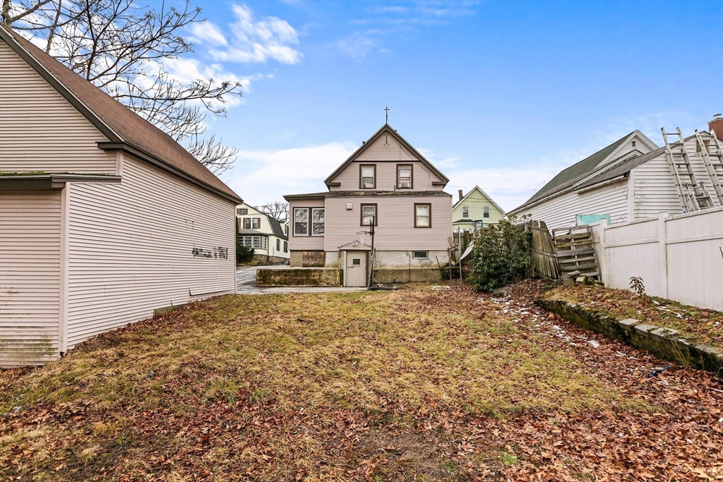 35 Adams Street Lawrence, MA 01843 - Photo 24 of 29