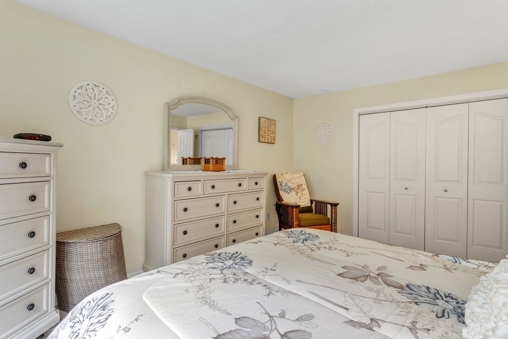 419 Southwick Road, Unit R76 Westfield, MA 01085 - Photo 29 of 36 Gallery Image 29