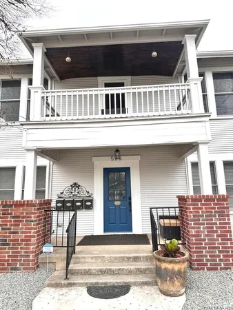 $1,399 | 525 Mission Street, Unit 4, San Antonio, TX 78210
