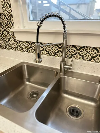 $1,399 | 525 Mission Street, Unit 4, San Antonio, TX 78210