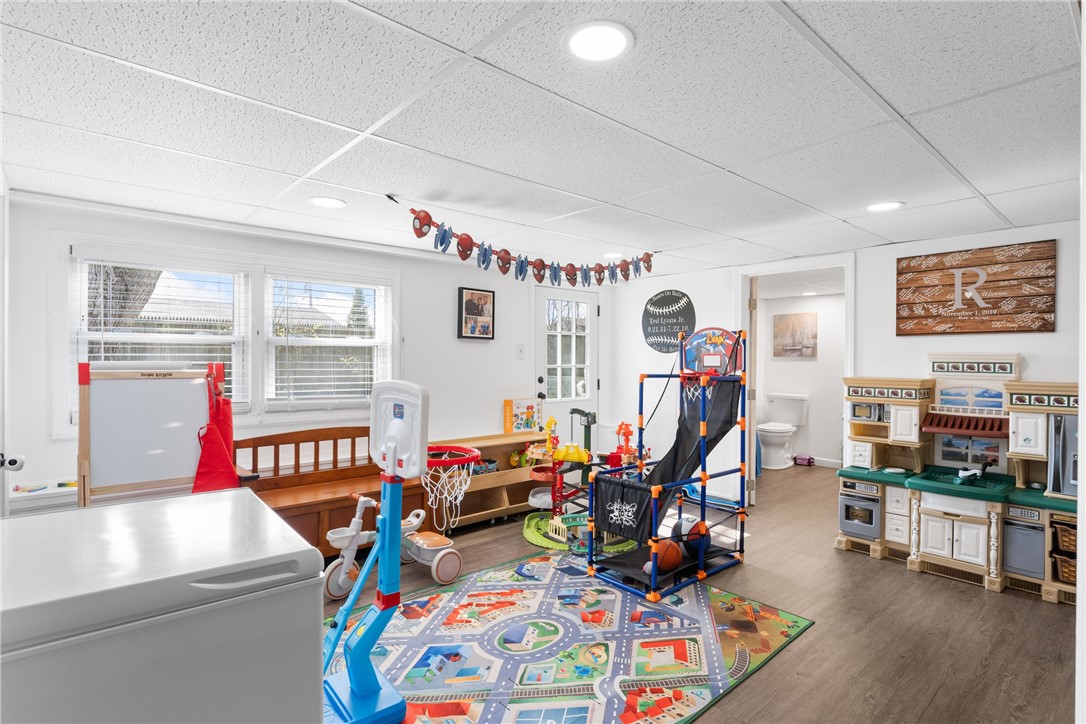 15 Green Street Cumberland, RI 02864 - Photo 23 of 39