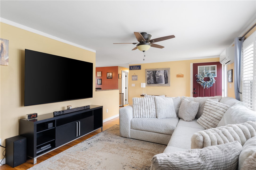 15 Green Street Cumberland, RI 02864 - Photo 8 of 39