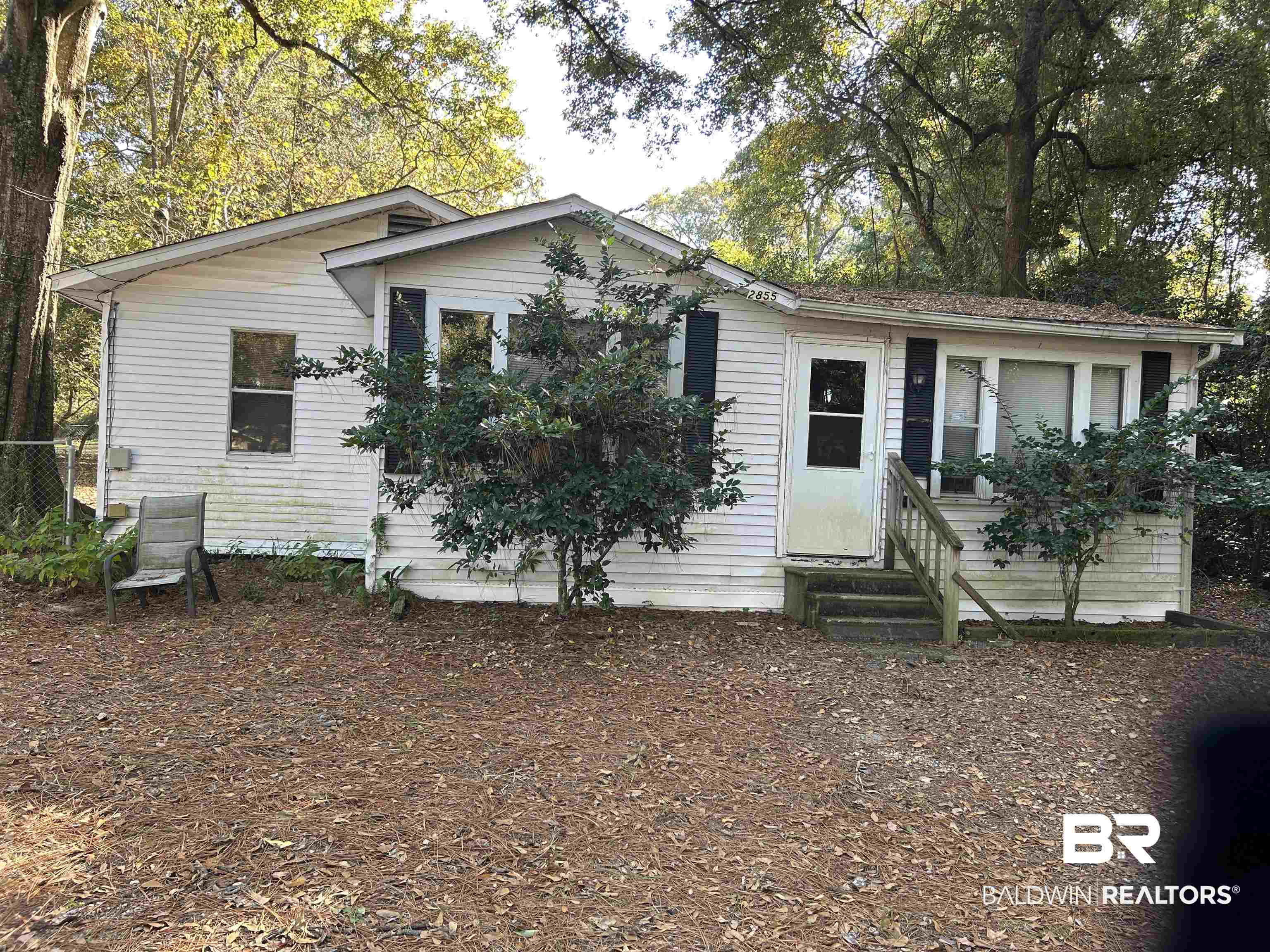 2855 Gill Road Mobile, AL 36605 - Photo 1 of 1 View of front facade featuring entry steps