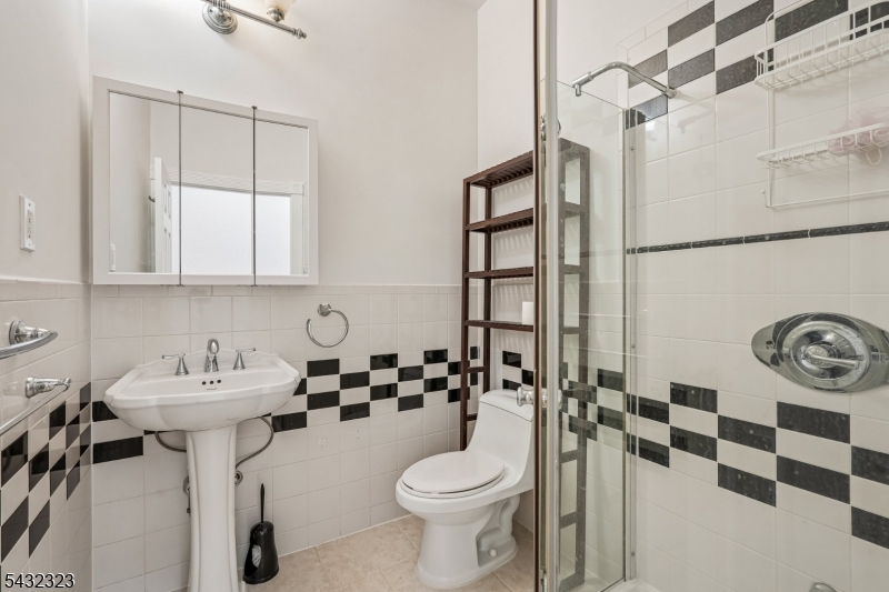 90A Hackensack Plank Road Weehawken, NJ 07086 - Photo 26 of 37