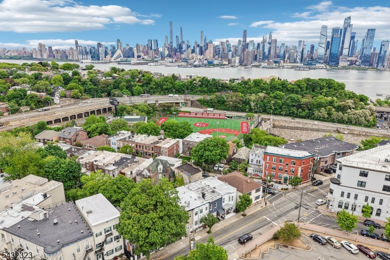 90A Hackensack Plank Road Weehawken, NJ 07086 - Photo 30 of 37