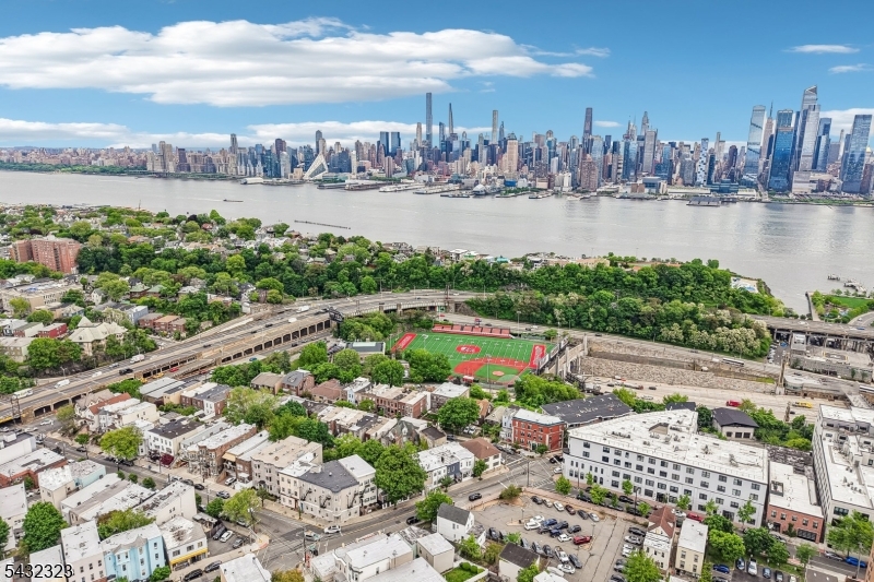 90A Hackensack Plank Road Weehawken, NJ 07086 - Photo 33 of 37