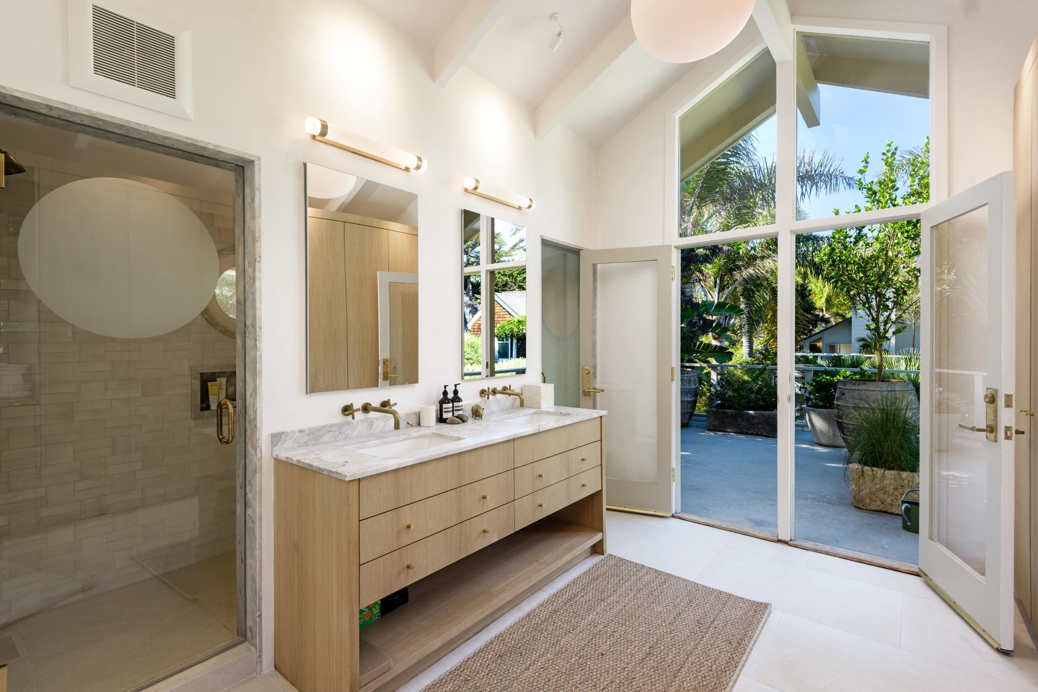 3519 Padaro Lane Carpinteria, CA 93013 - Photo 19 of 32 Primary Bathroom