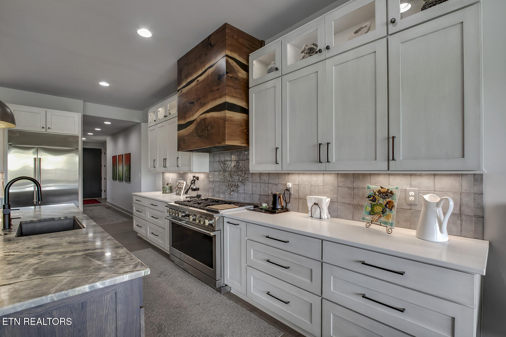 314 Miami Lane Loudon, TN 37774 - Photo 11 of 60 11_314 Miami Lane_Kitchen02