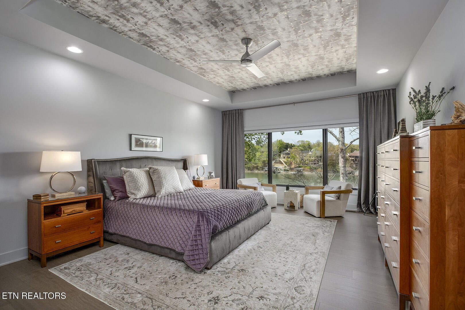 314 Miami Lane Loudon, TN 37774 - Photo 20 of 60 20_314 Miami Lane_MasterBedroom01