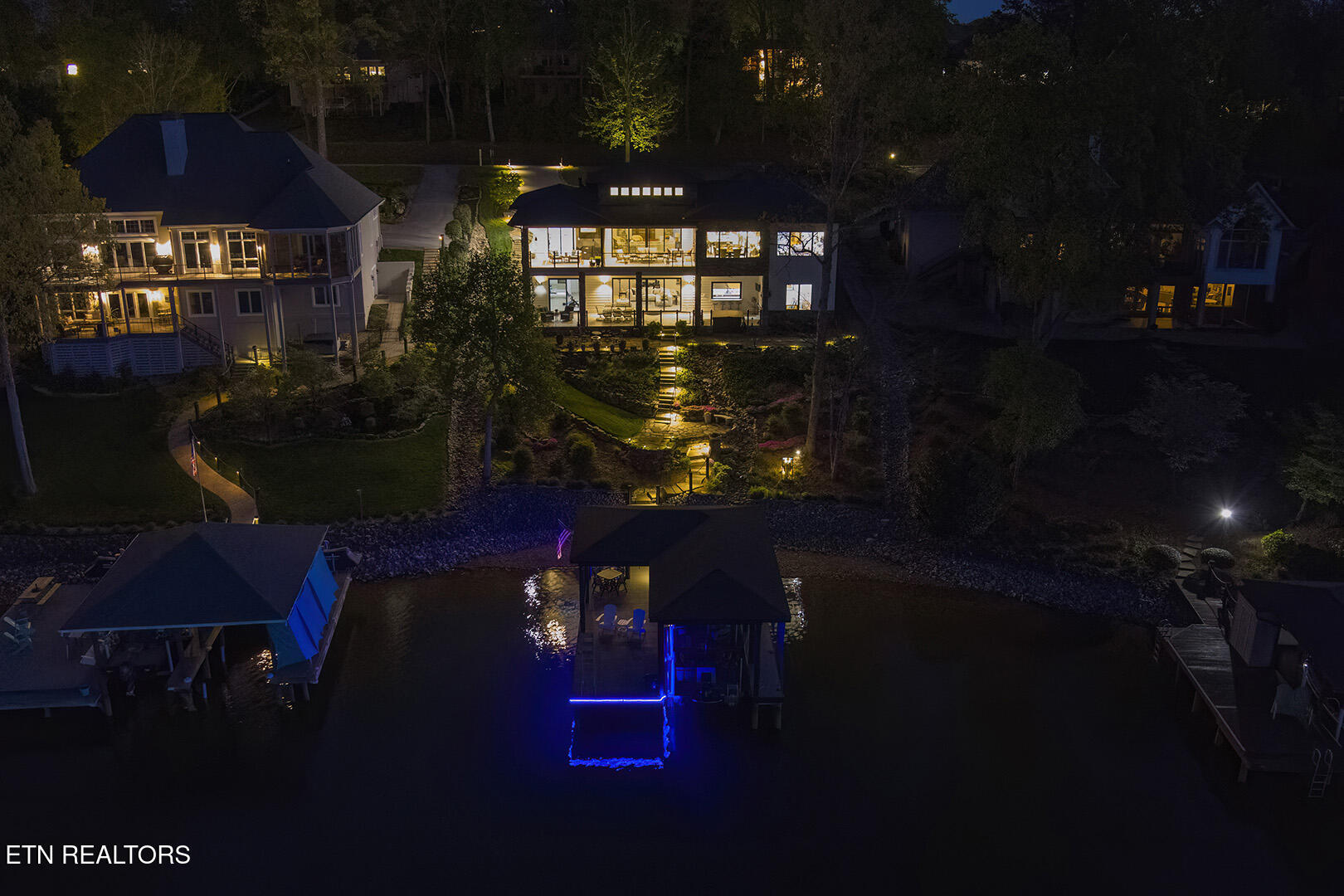 314 Miami Lane Loudon, TN 37774 - Photo 60 of 60 60_314 Miami Lane_Dusk_ShoreElevated