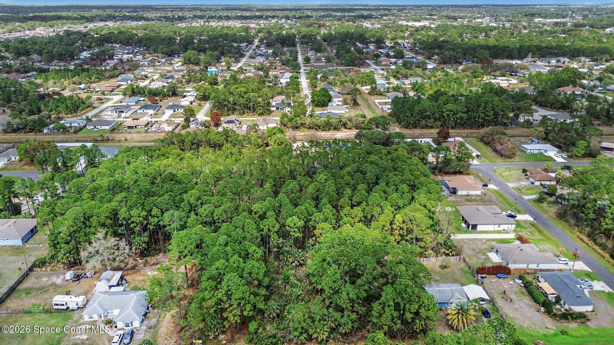 341 Danis Road Southwest Palm Bay, FL 32908 - Photo 9 of 20 009_file_7054