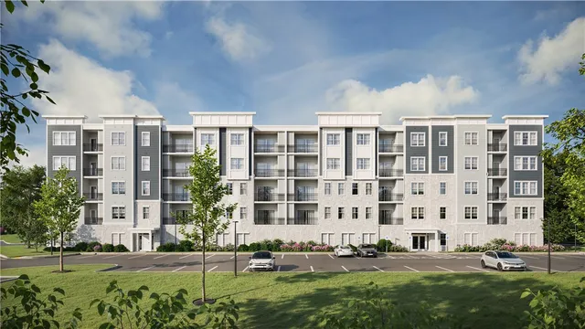 $462,180 | 141 East Pt Drive, Unit 309, Rumford, RI 02916