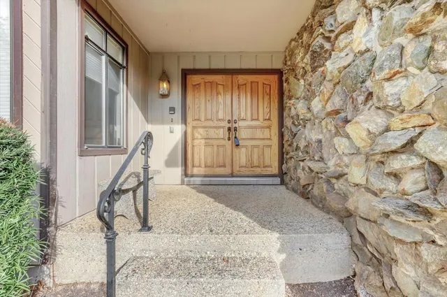 $650,000 | 17472 Troy Court, Grass Valley, CA 95949