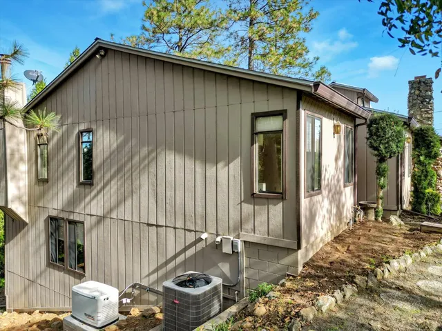 $650,000 | 17472 Troy Court, Grass Valley, CA 95949