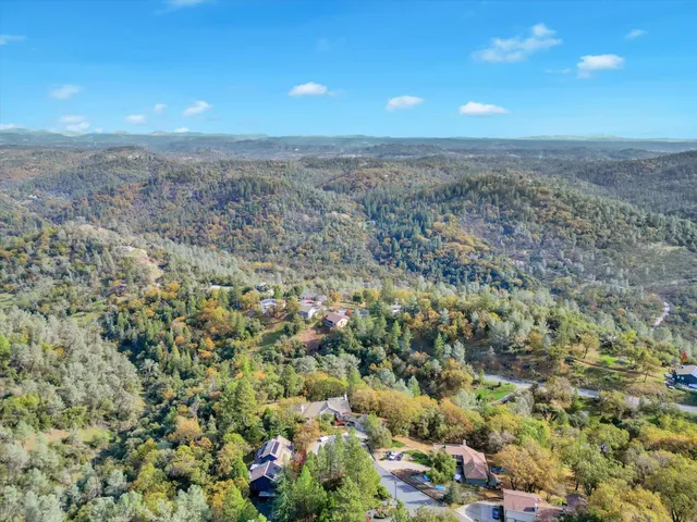 $650,000 | 17472 Troy Court, Grass Valley, CA 95949