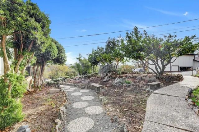 $650,000 | 17472 Troy Court, Grass Valley, CA 95949