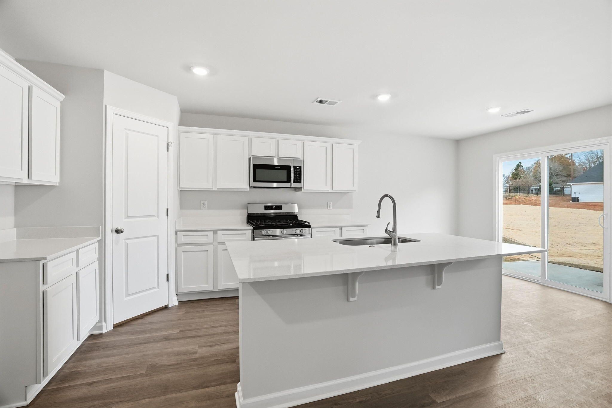 962 Silent Barge Cove Aiken, SC 29801 - Photo 13 of 30 14-web-or-mls-DSC01499 (2)