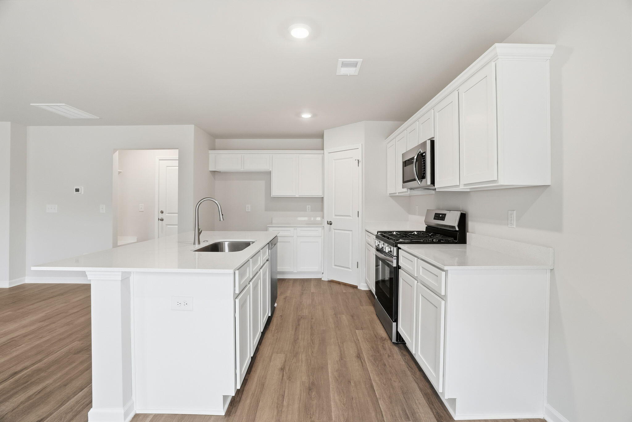 962 Silent Barge Cove Aiken, SC 29801 - Photo 17 of 30 18-web-or-mls-DSC01519