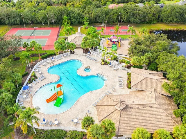 $3,900 | 12420 Aster Avenue, Bradenton, FL 34212