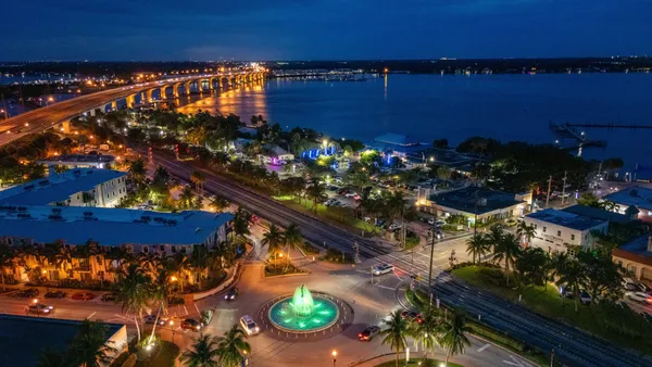 $199,000 | 1800 Southeast St Lucie Boulevard, Unit 7205, Stuart, FL 34996