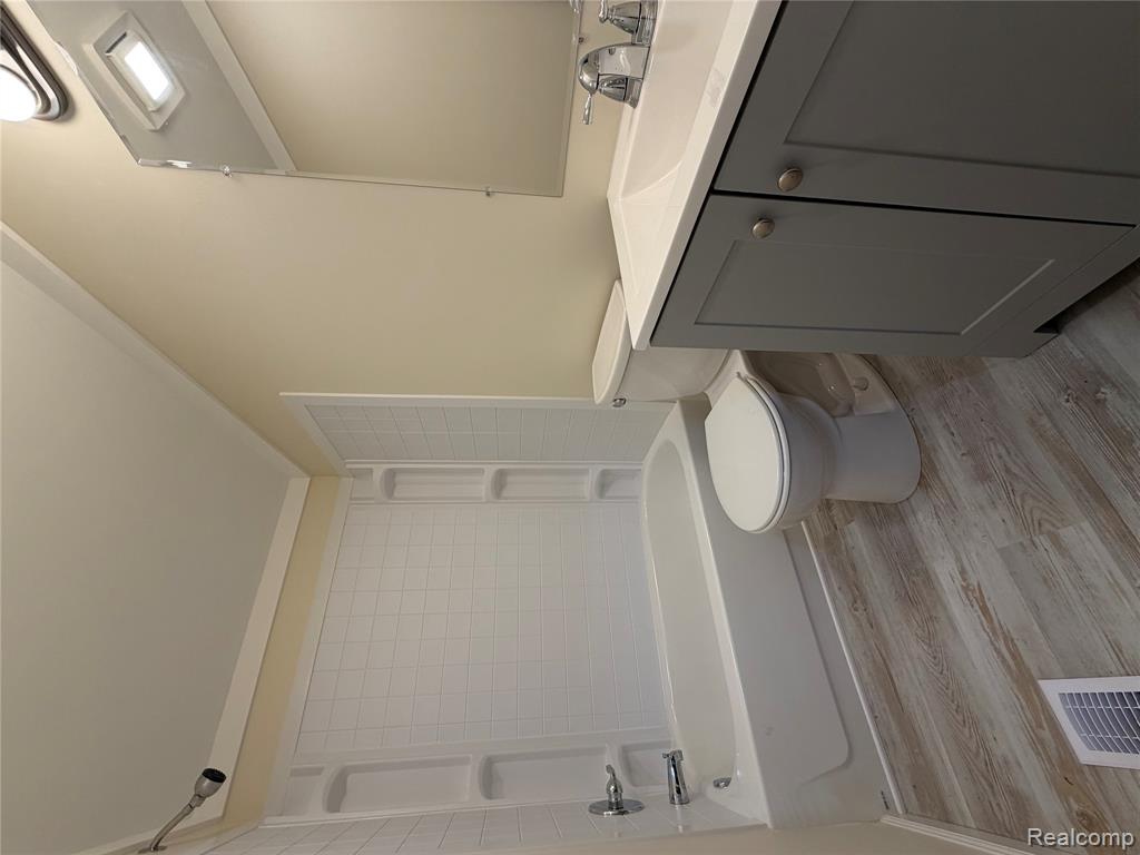 2218 Disch Street Flushing, MI 48433 - Photo 19 of 24