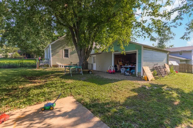 $152,000 | 208 Reagan Drive, Eureka, IL 61530