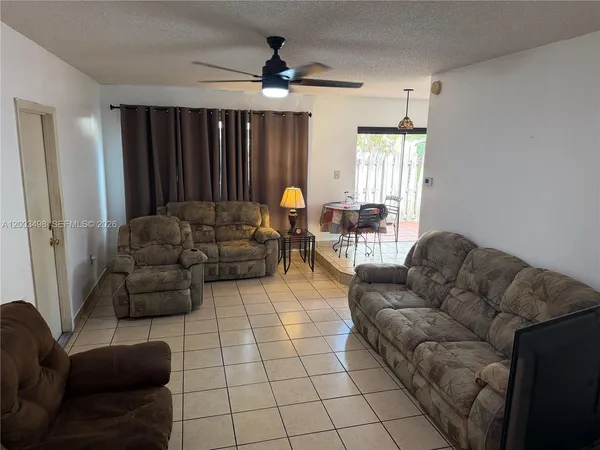 $739,900 | 6010 Northwest 201st Lane, Hialeah, FL 33015