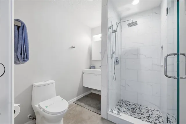 $690,000 | 959 Lake Berkley Drive, Kissimmee, FL 34746