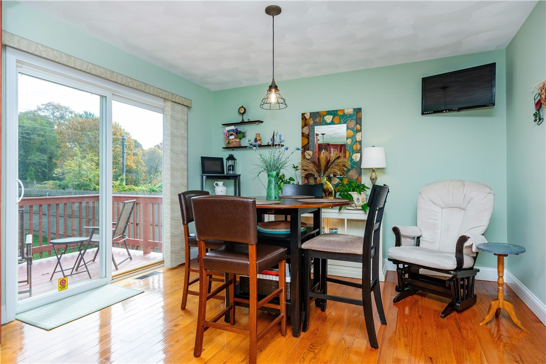 4286 Post Road Warwick, RI 02818 - Photo 8 of 50