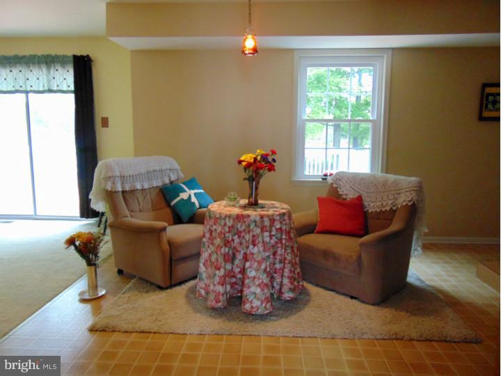 227 Kilburn Road Langhorne, PA 19047 - Photo 3 of 25 Breakfast Room