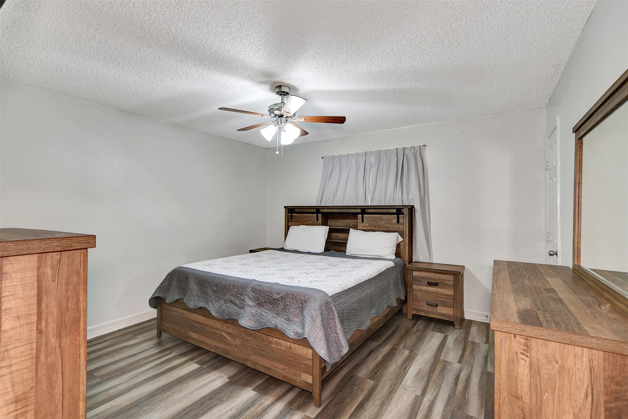 8314 Albacore Drive Houston, TX 77074 - Photo 23 of 40