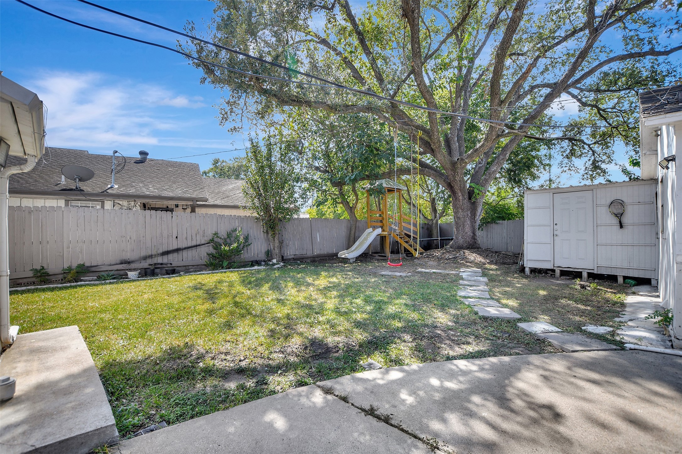 8314 Albacore Drive Houston, TX 77074 - Photo 37 of 40