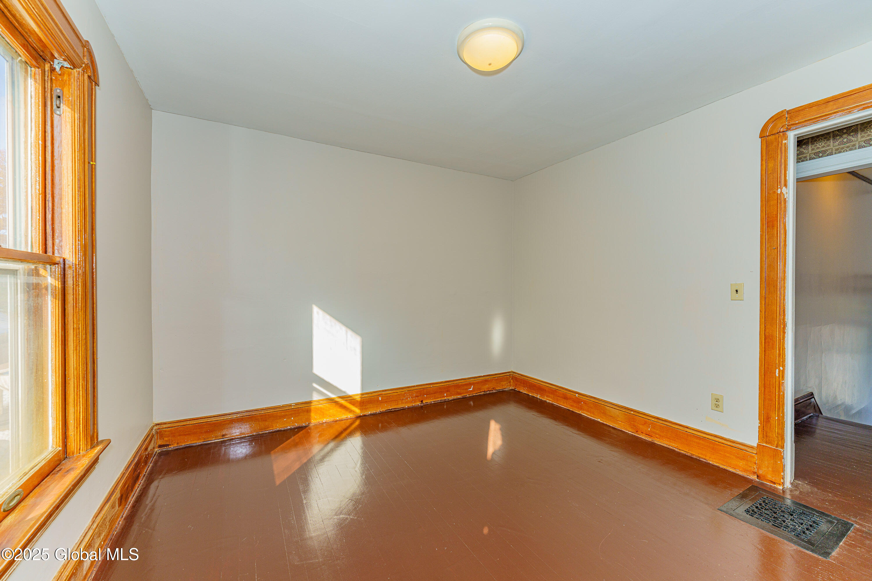 839 Bedford Road Schenectady, NY 12308 - Photo 25 of 36 6 2nd Floor 6