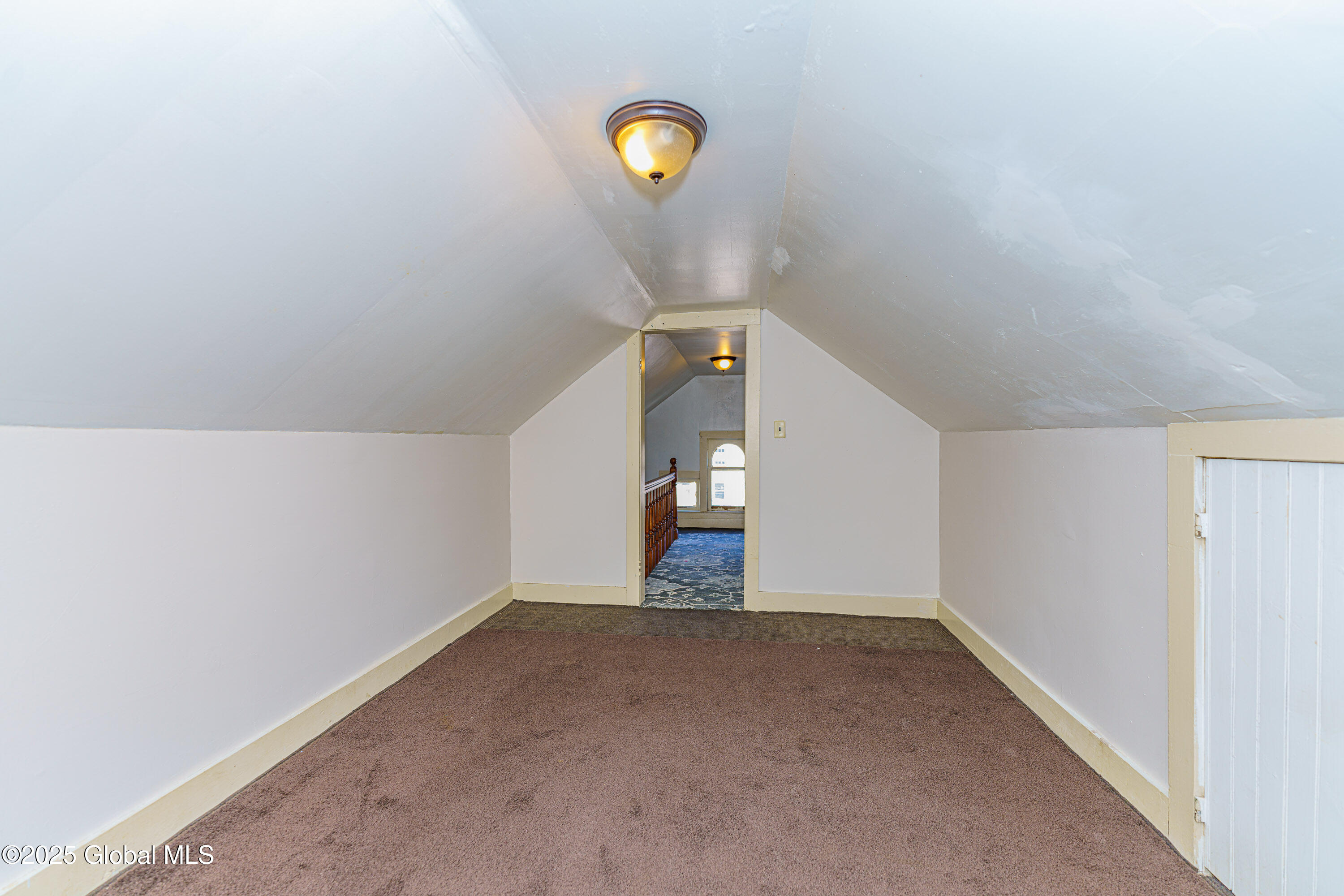 839 Bedford Road Schenectady, NY 12308 - Photo 32 of 36 7 3rd Floor 4