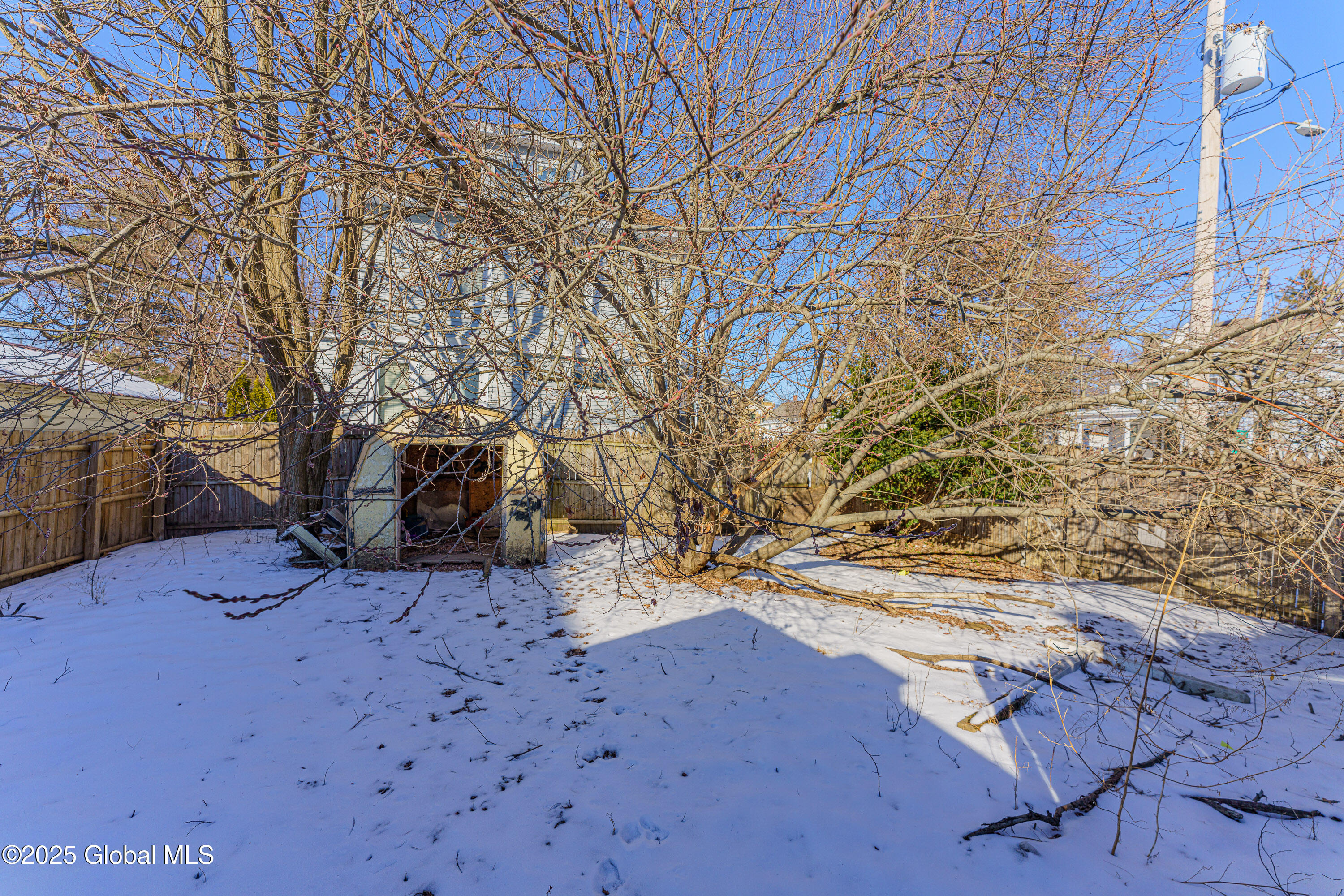 839 Bedford Road Schenectady, NY 12308 - Photo 36 of 36 Yard 4