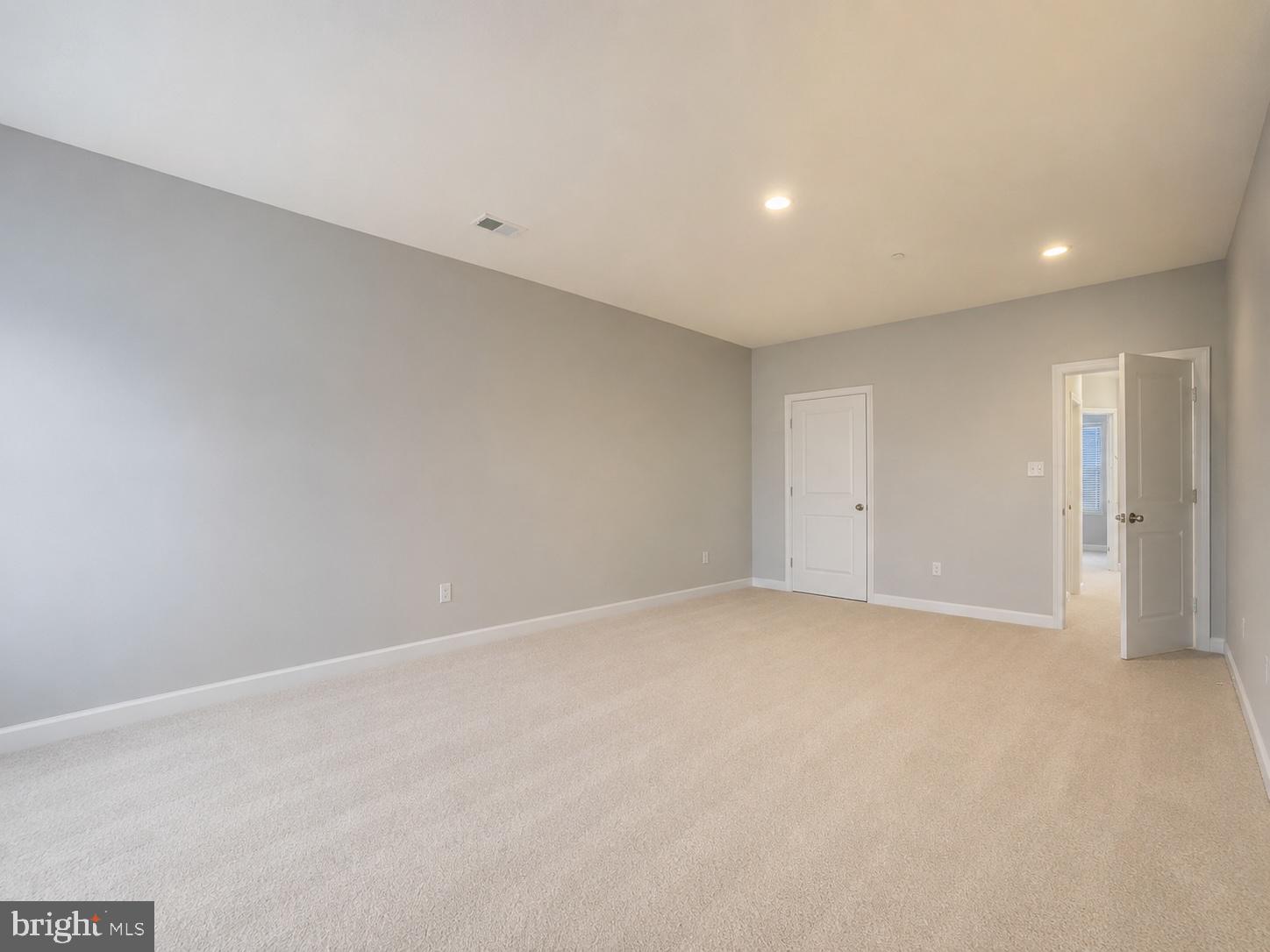 9674 Ethan Ridge Drive Frederick, MD 21704 - Photo 17 of 43