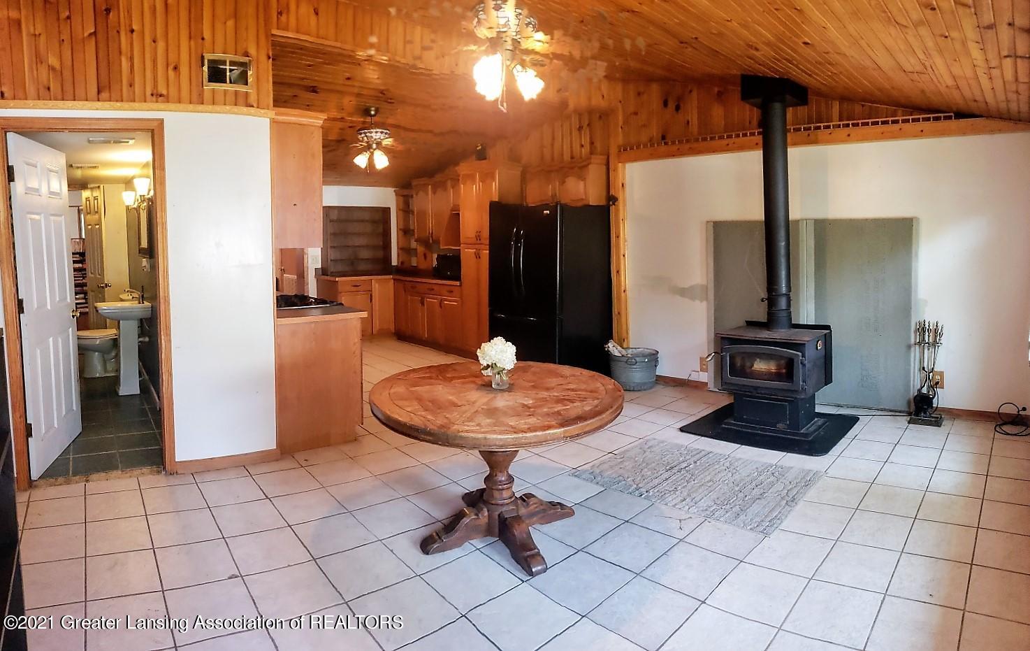 34 South Aurelius Road Mason, MI 48854 - Photo 5 of 34 05