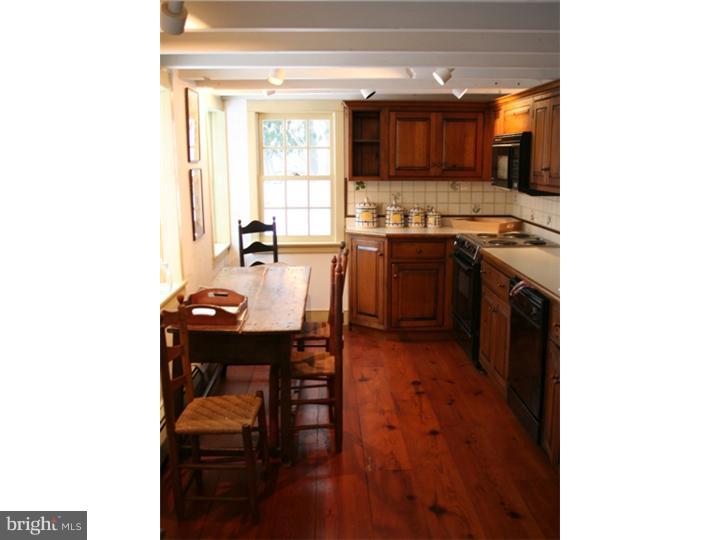 4802 River Road New Hope, PA 18938 - Photo 3 of 14 Family Room