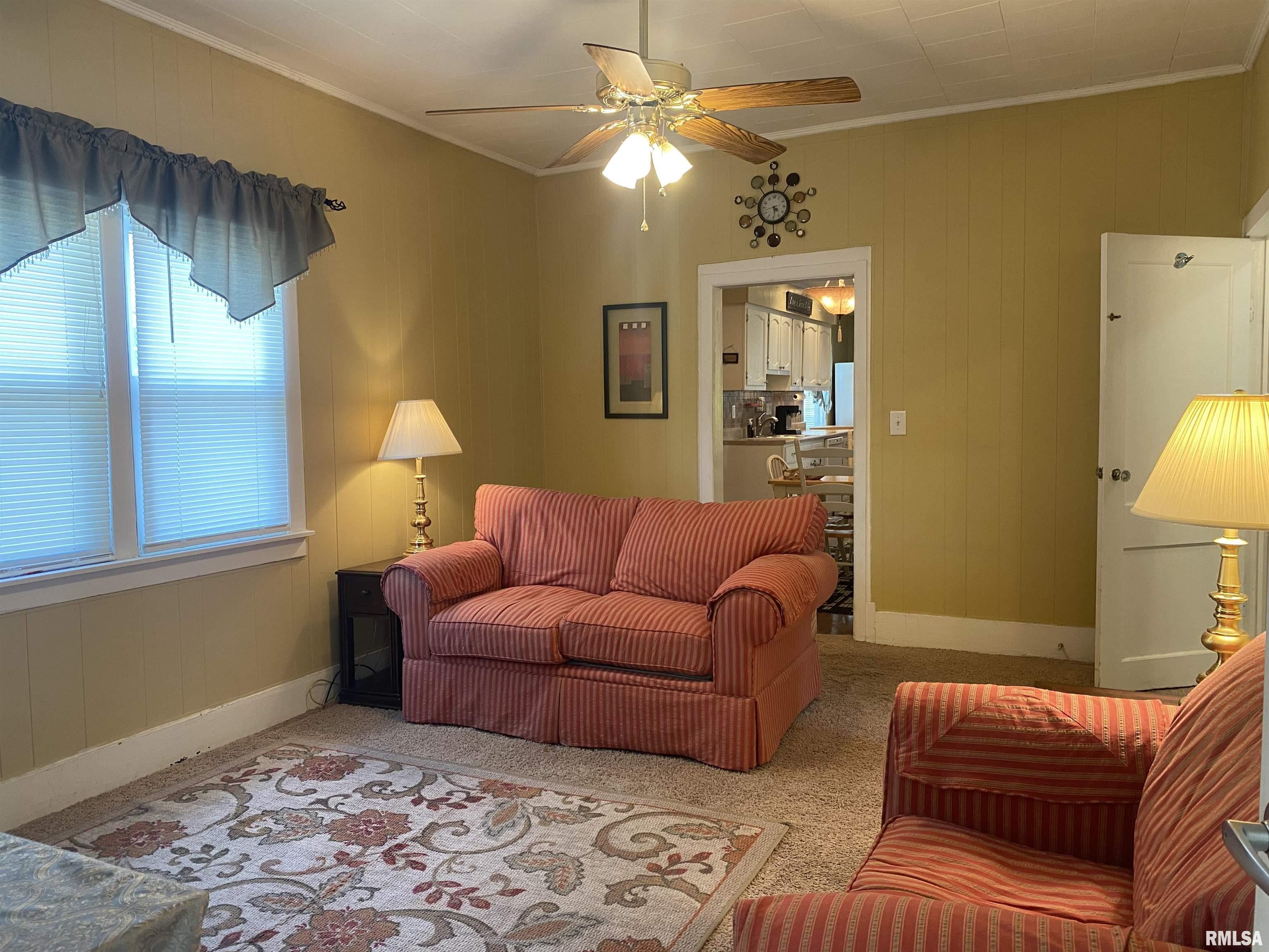 2136 Holmes Avenue Springfield, IL 62704 - Photo 3 of 33 Gallery Image 3