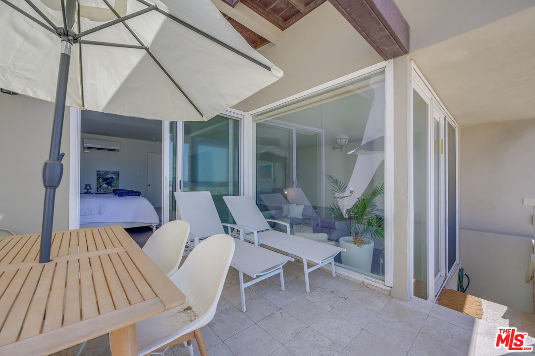 2 Ketch Street, Unit 107 Marina del Rey, CA 90292 - Photo 16 of 22 a outdoor space with furniture