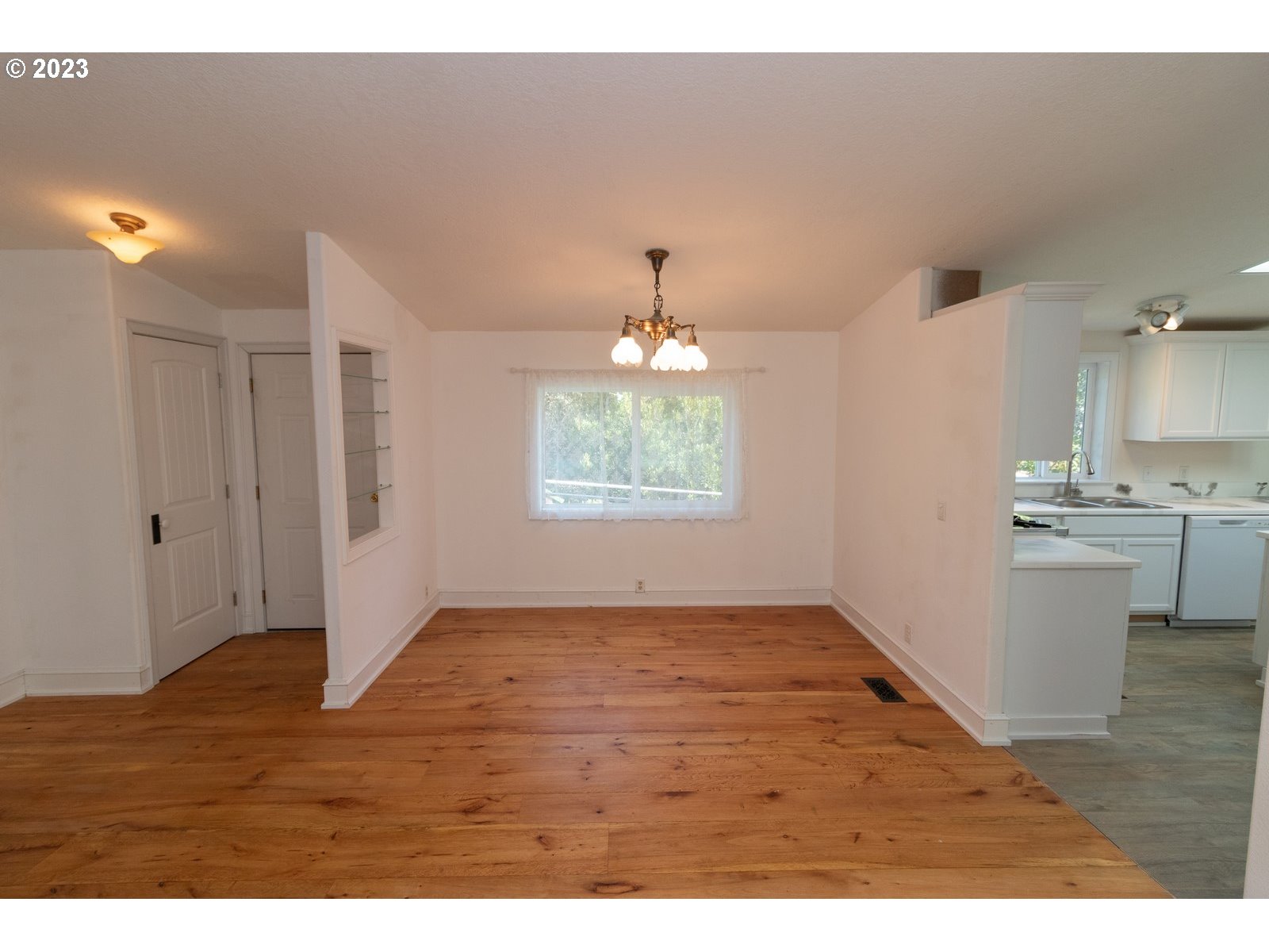 4810 Heceta Beach Road Florence, OR 97439 - Photo 8 of 30 Gallery Image 8