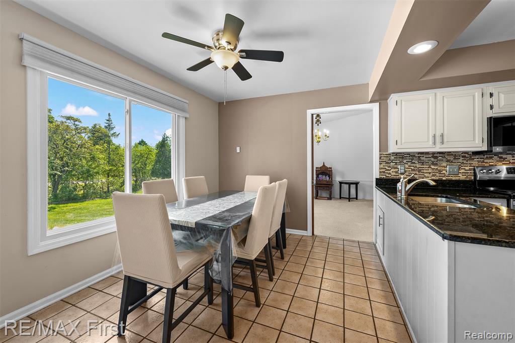 36010 Congress Road Farmington, MI 48335 - Photo 8 of 34